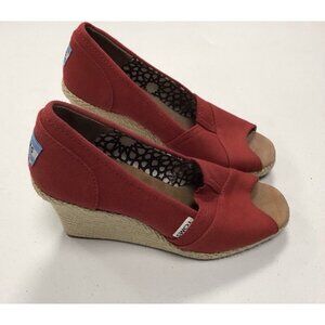 TOMS Womens Classic Wedge Size 6 Red Sandal Cork Boho Chic Bohemian Preppy ❤️